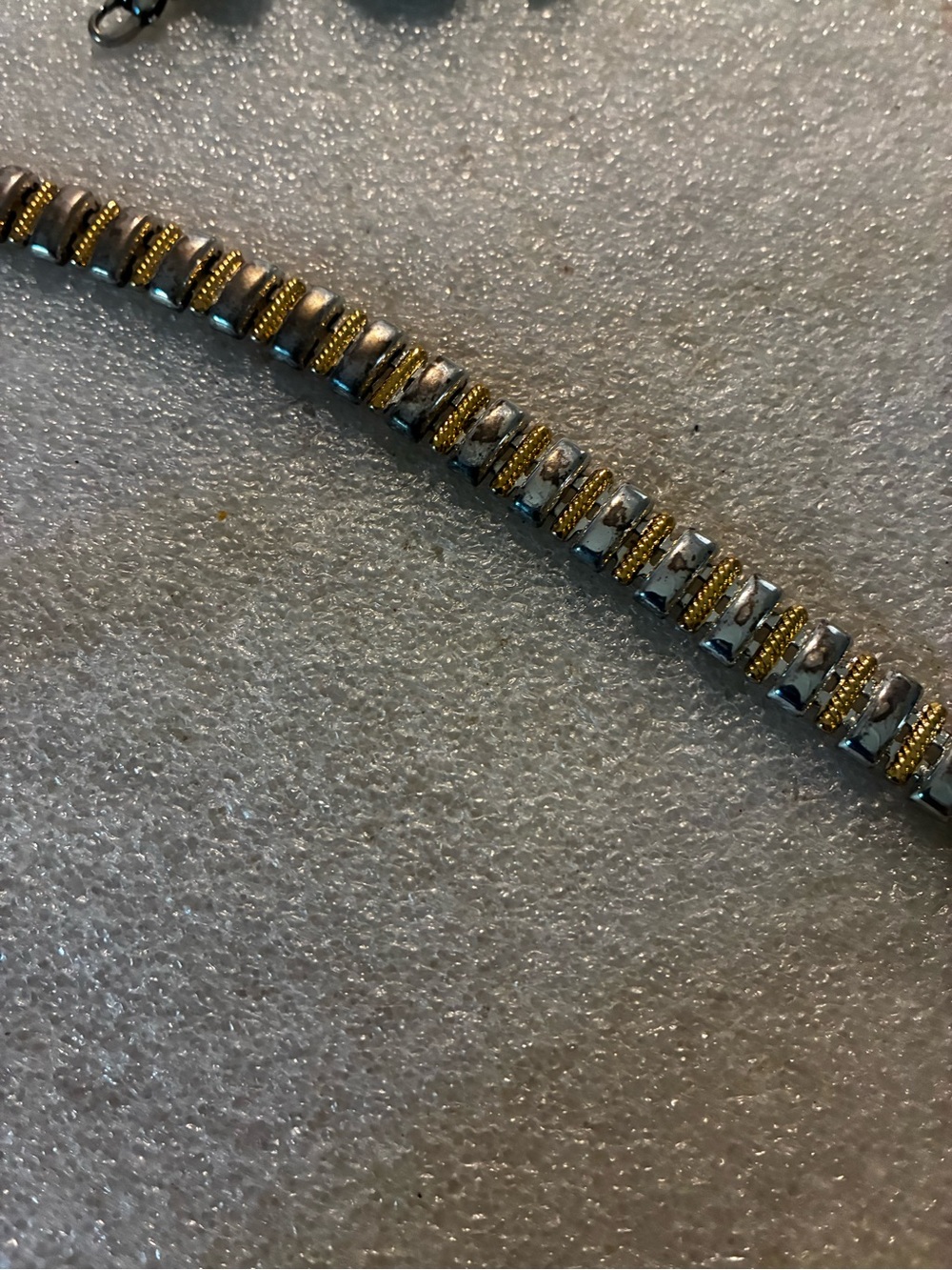 Napier link bracelet